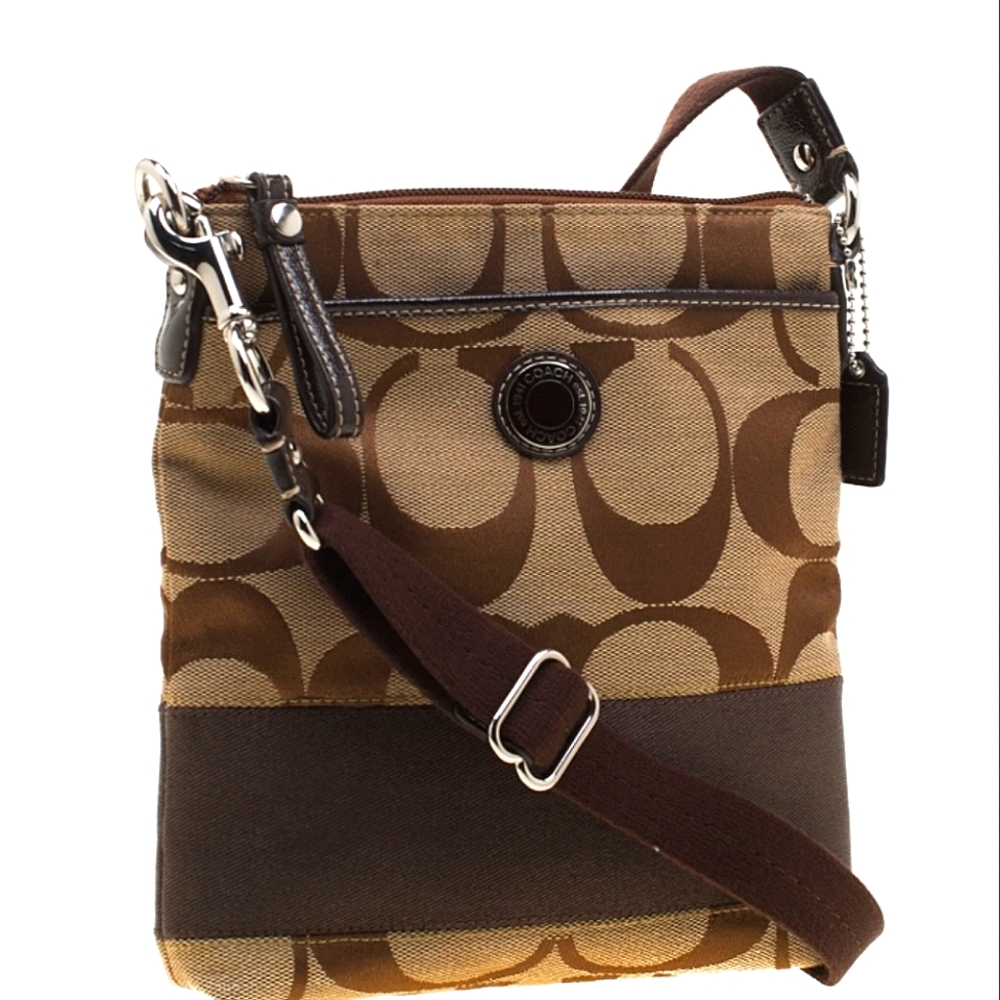 Coach Brown/Beige Signature Canvas Swingpack Crossbody Bag Like New!